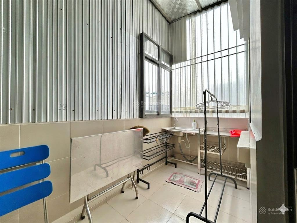 Cho thuê căn hộ dịch vụ  dt 20m2  wc riêng  giá 5,5 triệu/tháng