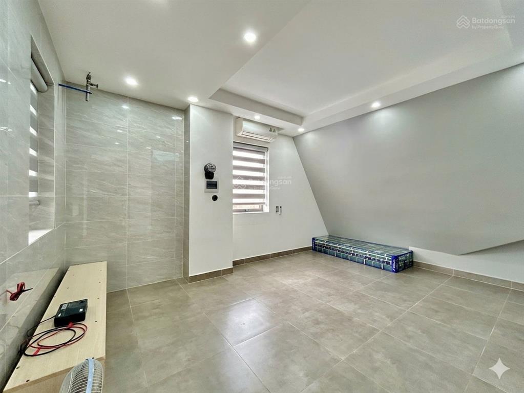 Cho thuê căn hộ dịch vụ  dt 20m2  wc riêng  giá 5,5 triệu/tháng