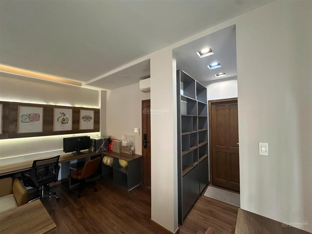 Cho thuê văn phòng tại kđt lakeview city  35m2  giá 7,5 triệu/tháng