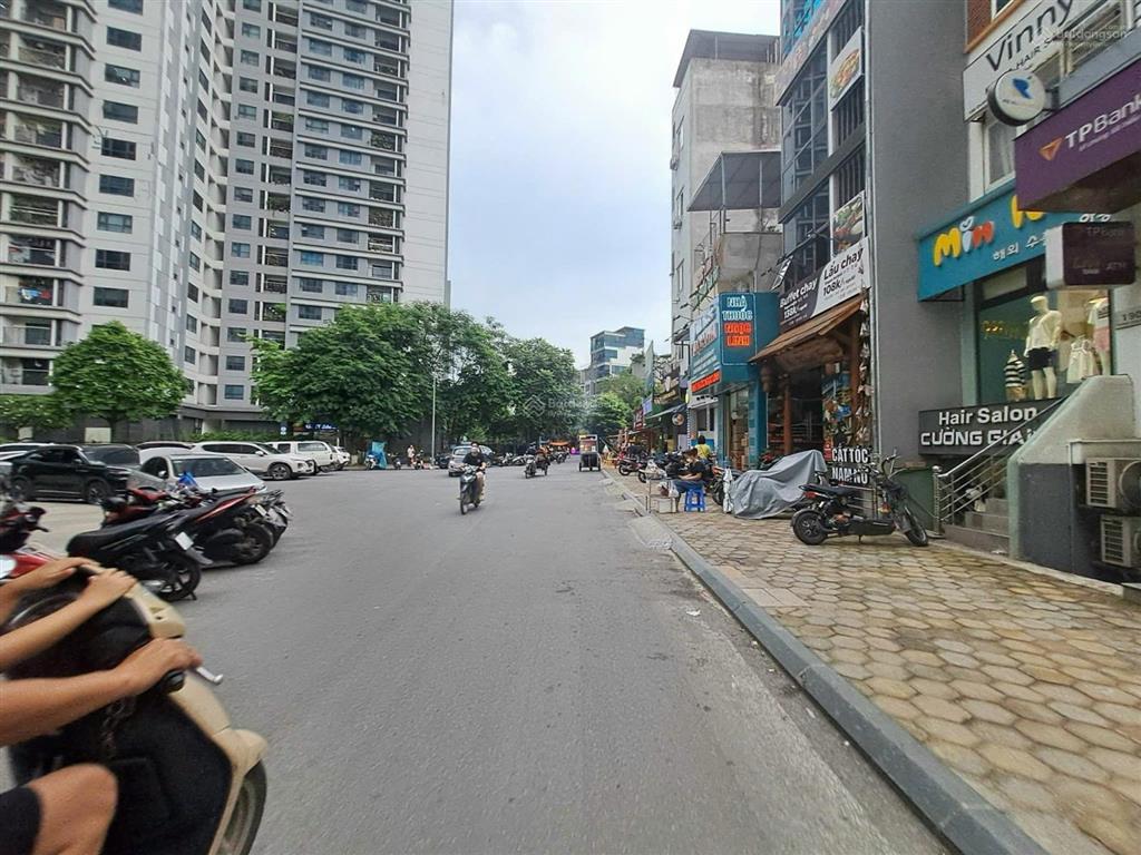 Bán nhà đất 2 mặt phố (goldmarkhoàng công chất)  215m  mặt tiền 9,3m  giá 85 tỷ