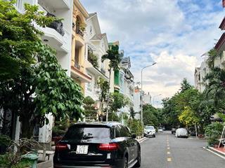 25 tỷ - ngay Hà Đô Centrosa (6.8x18m2) - xe hơi tới nhà, Cao Thắng, Quận 10.