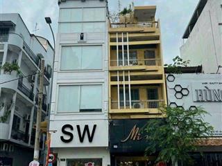 Siêu vị trí! Bán nhà góc 2MT đường Trần Hưng Đạo ngay Đề Thám, Quận 1, DT: 4.2x20m, 3 tầng, giá 60 tỷ.