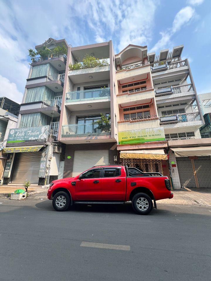 Bán nhà MT Trần Hưng Đạo, Phường 2, Quận 5, DT: 4.1x15m, 4 tầng, giá chỉ 26 tỷ