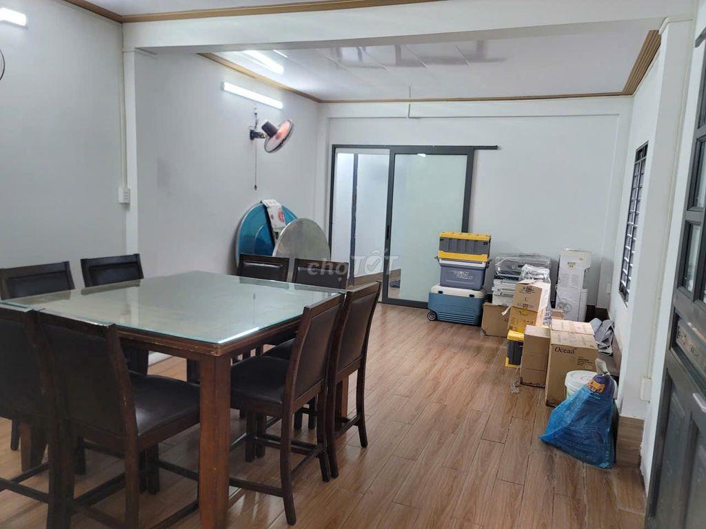 Bán nhà Mặt Tiền 215 Thích Thiện Hoà, Xã Lê Minh Xuân Huyện Bình Chánh