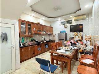 Bán nhà bồ đề , sổ đỏ 45m2 * m tiền 6m , mặt ngõ oto tránh kinh doanh, ô chờ thang máy