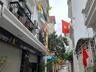 Bán nhà hồng tiến, ái mộ + bồ đề 50m2 * nhà 5 tầng full nội thất, oto vào nhà, gần cổng wellspring