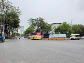 Bán nhà phố hồng tiến, sổ đỏ 50m² * m tiền 4.3m, lô góc, chỉ 30m ra mặt phố ngay bv tâm anh