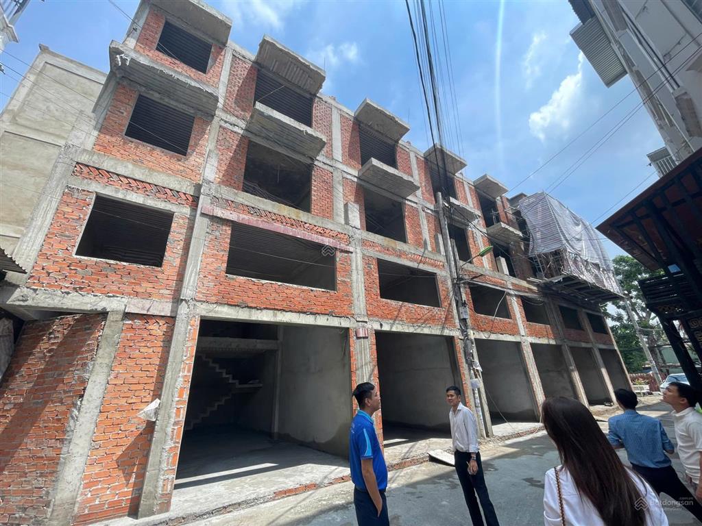 Mặt tiền quốc lộ 13 nhà phố thủ đức village | sổ riêng từng căn | vừa ở vừa kinh doanh