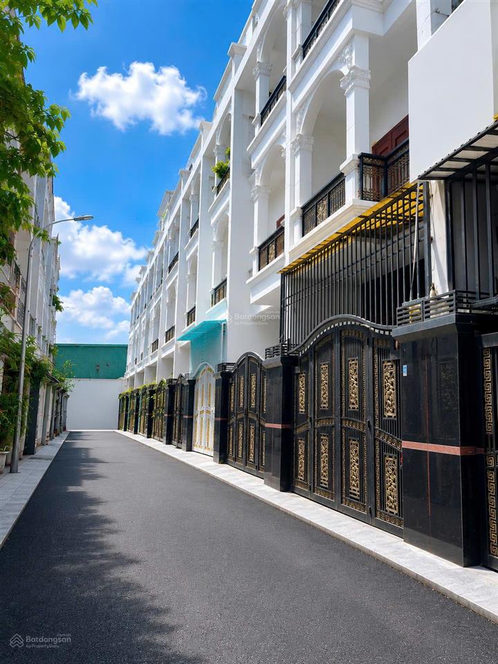 Mặt tiền quốc lộ 13 nhà phố thủ đức village | sổ riêng từng căn | vừa ở vừa kinh doanh