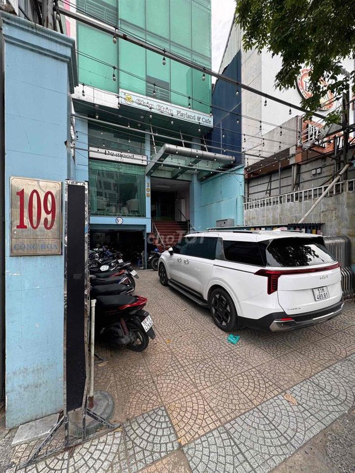 Cho thuê mặt bằng văn phong cộng hoà