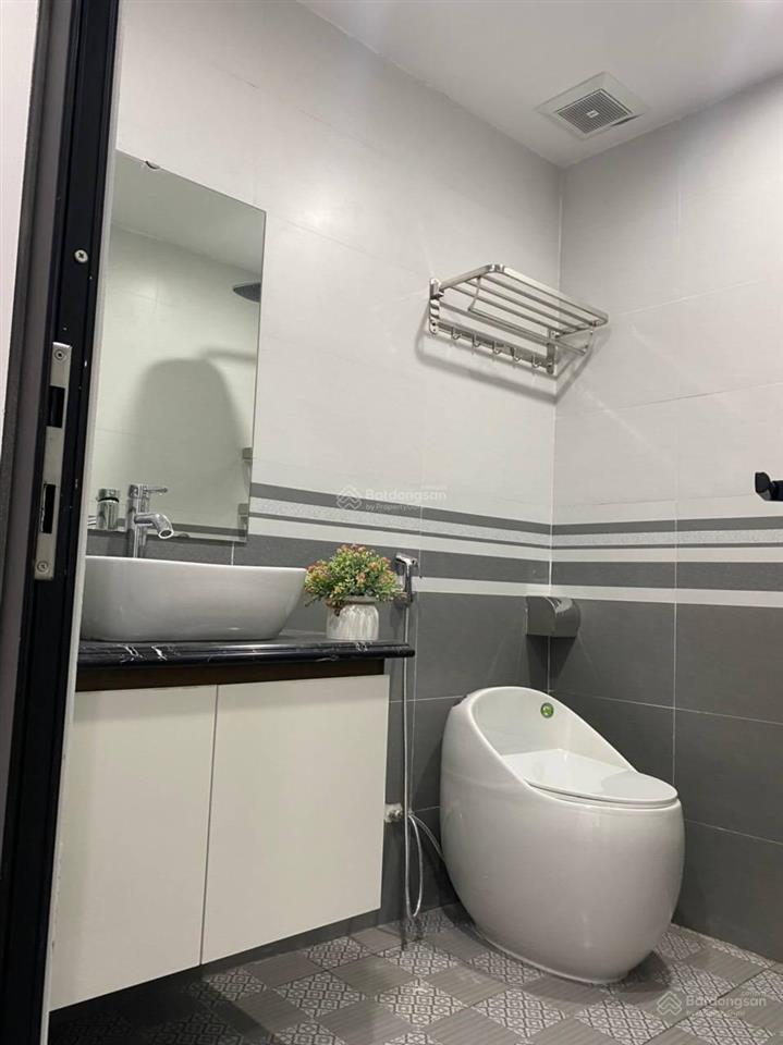 Căn hộ 30m2 cao cấp, an ninh, cửa sổ thoáng 5' đi cv lê thị riêng tân bình
