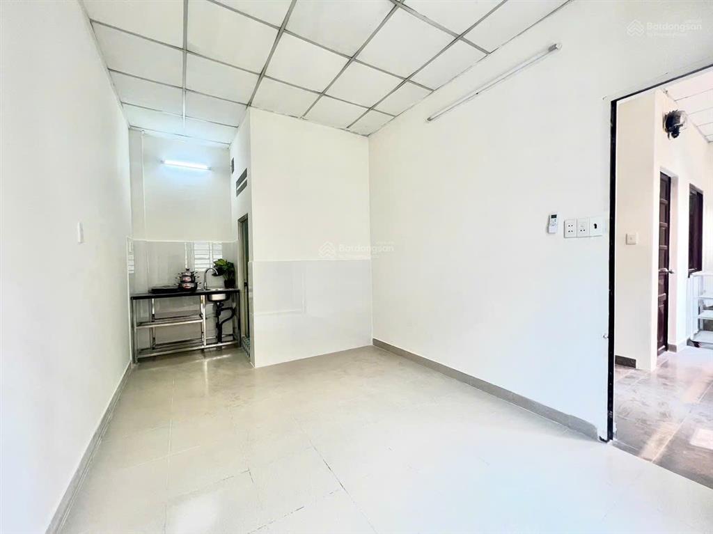 Cho thuê nhà trọ đẹp xuất sắc tại nhất chi mai, tân bình, giá siêu hời 3,5 triệu, 20m2