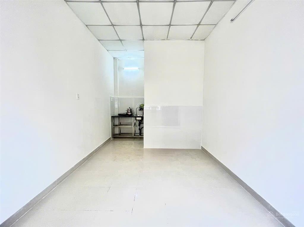 Cho thuê nhà trọ đẹp xuất sắc tại nhất chi mai, tân bình, giá siêu hời 3,5 triệu, 20m2