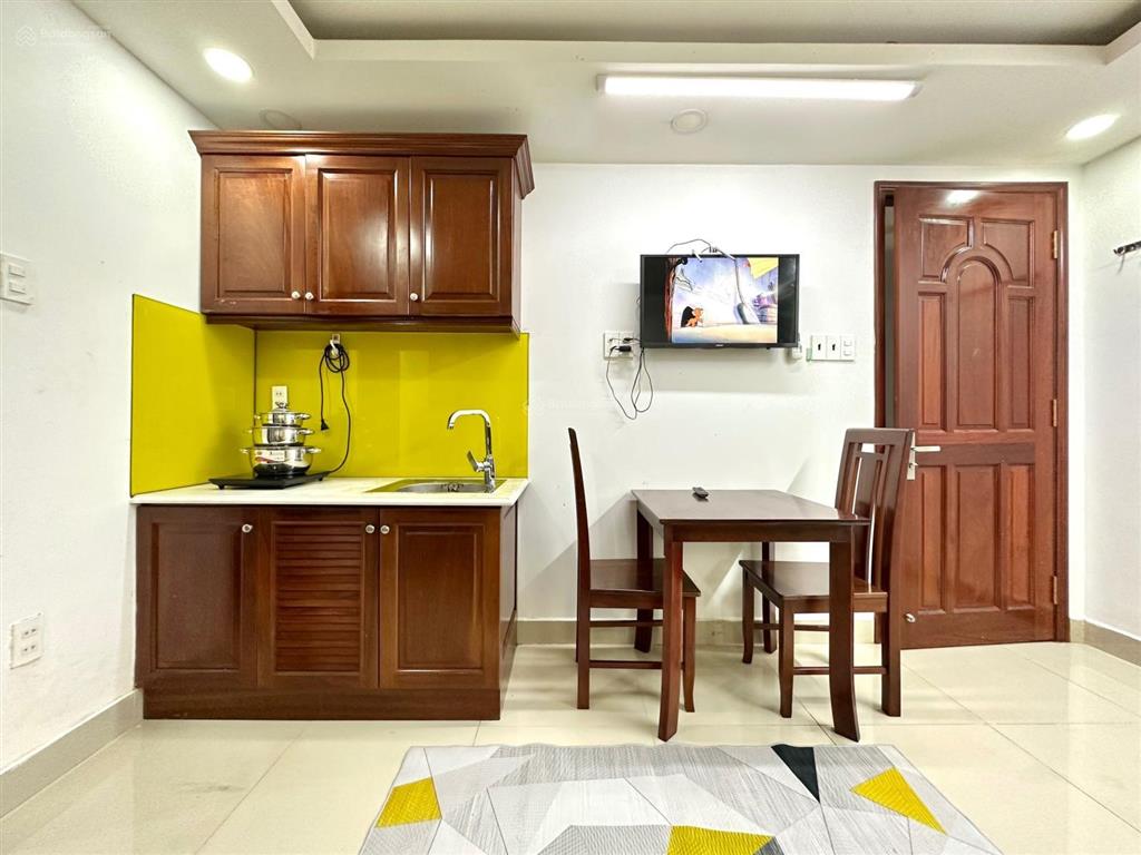 Phòng siêu đẹp, full tiện nghi ngay bờ kè hoàng sa tân bình. ở được liền