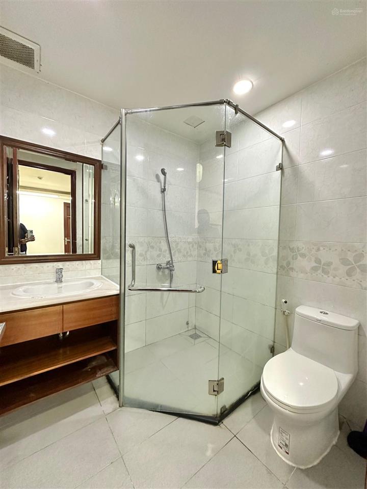 Phòng siêu đẹp, full tiện nghi ngay bờ kè hoàng sa tân bình. ở được liền