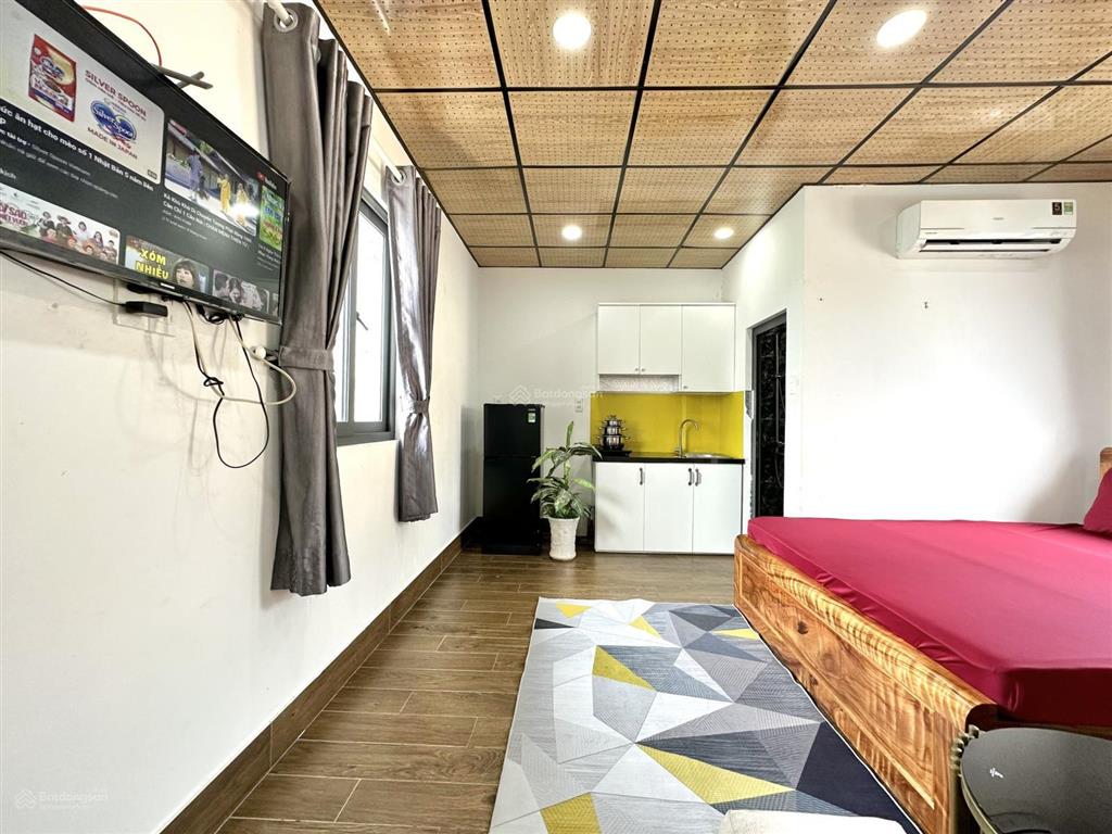 Studio full tiện nghi cao cấp, cửa sổ thoáng ngay bờ kè hoàng sa giao phạm văn hai