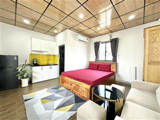 Studio full tiện nghi cao cấp, cửa sổ thoáng ngay bờ kè hoàng sa giao phạm văn hai