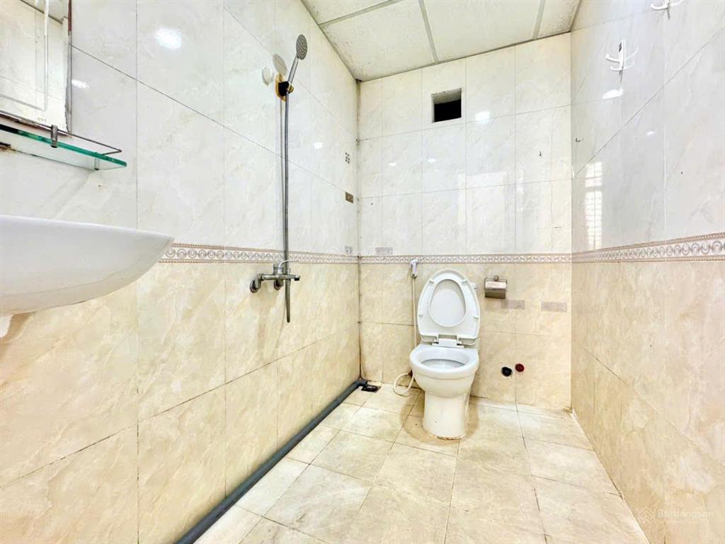 Căn hộ 2pn 45m5, bancol lớn thoáng mát, nội thất đầy đủ 500m tới emart gò vấp
