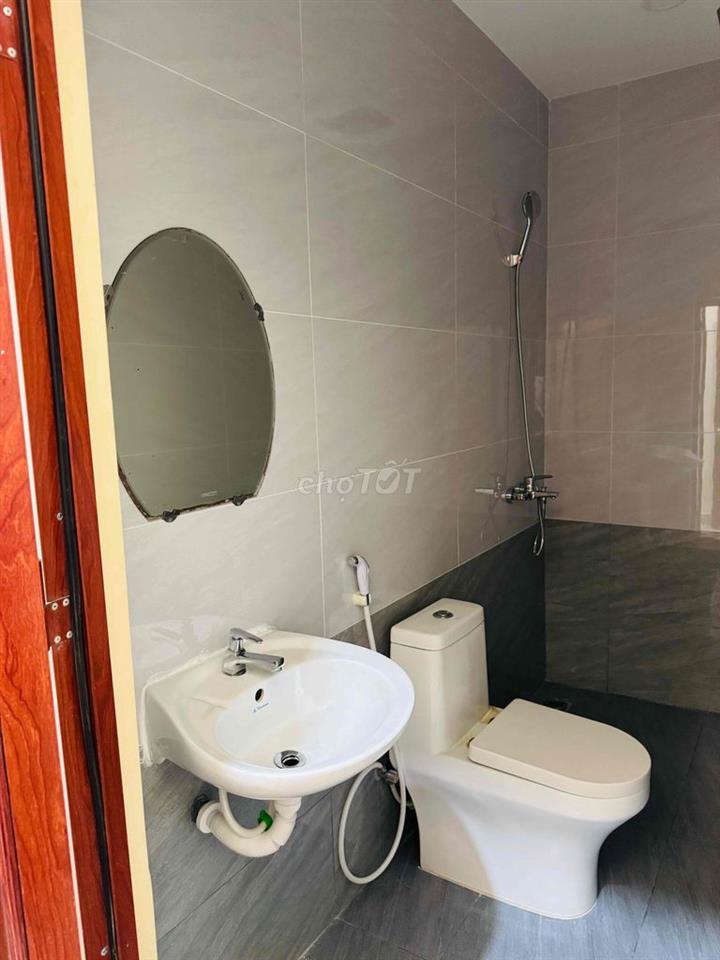 Phòng mini khu K300 Cộng Hoà