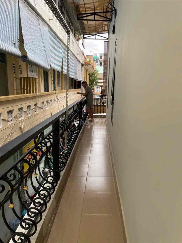 Bán nhà đường Bà Hạt 5,7t bớt lộc