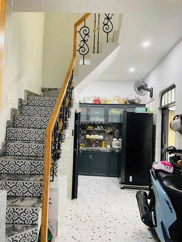 Bán nhà đường Bà Hạt 5,7t bớt lộc