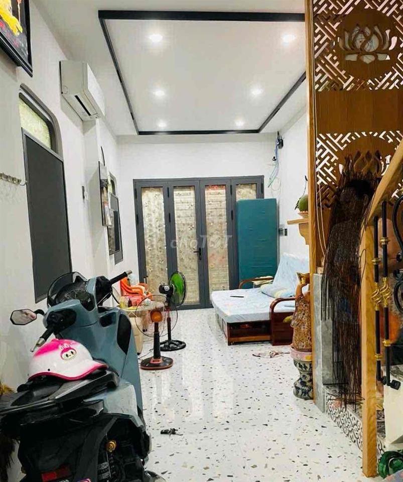 Bán nhà đường Bà Hạt 5,7t bớt lộc