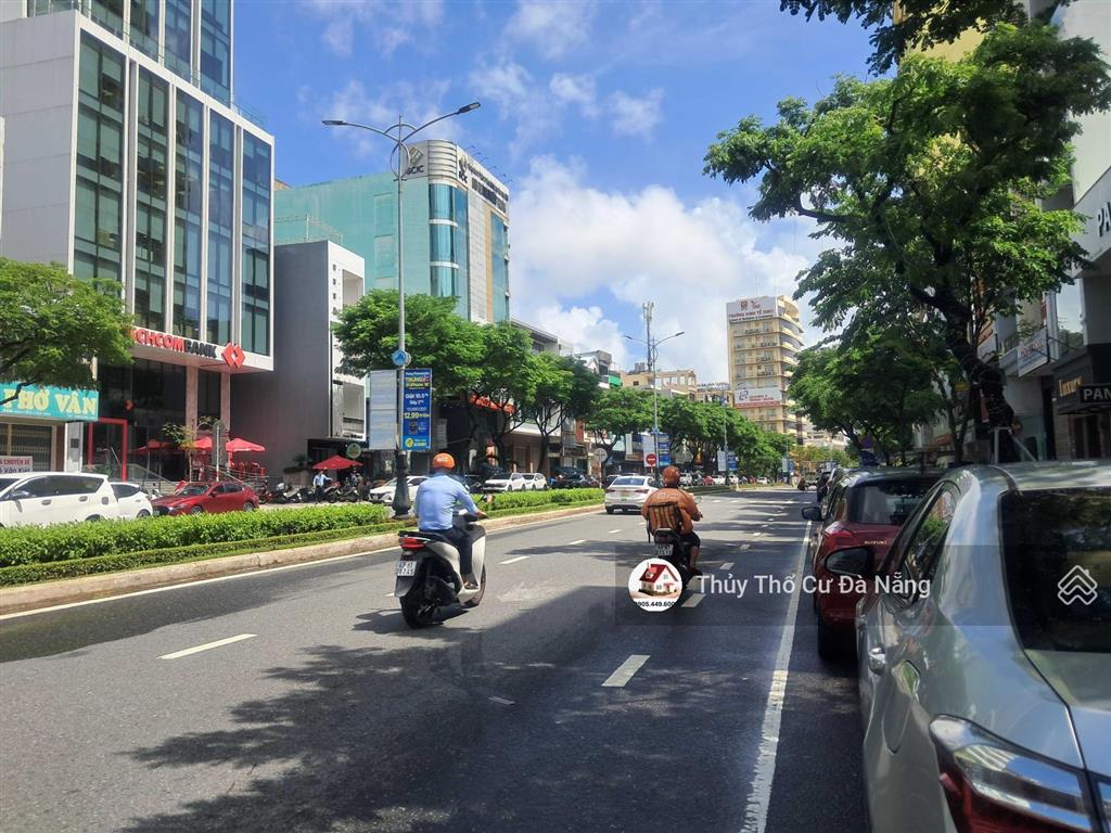 Mặt tiền nguyễn văn linh  gần cầu rồng sông hàn  dòng tiền 120 triệu/tháng  7x tỷ