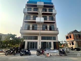 Bán tòa căn hộ mới khu đô thị fpt  dòng tiền 50 triệu/tháng  giá tốt 12 tỷ  không lỗi phong thủy
