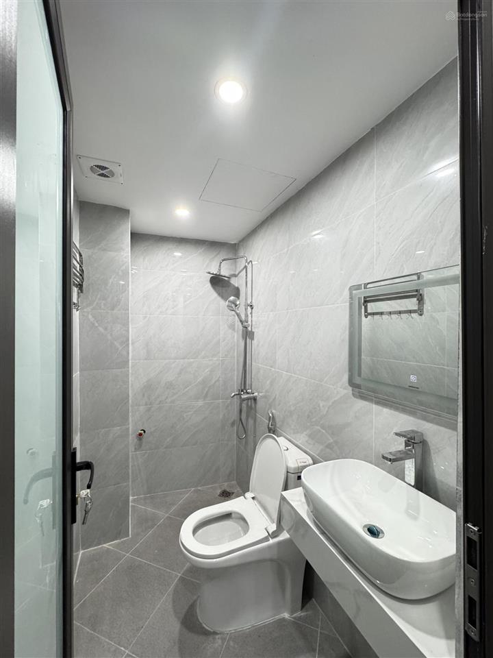 Bán nhà minh khai, 35m2, 5 tầng, full nội thất mới tinh, ngõ thông rộng gần phố, giá 8.8 tỷ