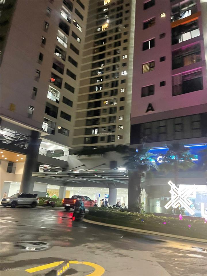 Bán gấp căn góc 2 phòng ngủ 2wc 60m2 legacy central giá ngộp bank chỉ 1,8 tỷ, sổ sẵn hỗ trợ vay 80%