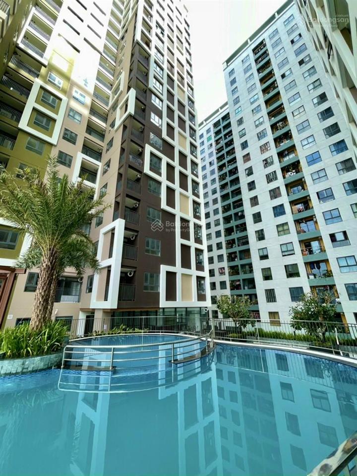 Kẹt tiền bán gấp căn hộ 1pn+1 56m2, có thể ngăn thành 2pn, giá siêu tốt 2,4 tỷ tặng full nội thất