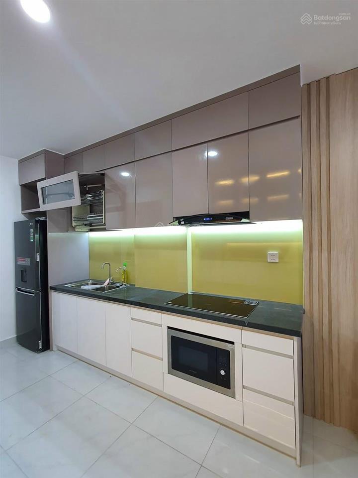 Kẹt tiền bán gấp căn hộ 1pn+1 56m2, có thể ngăn thành 2pn, giá siêu tốt 2,4 tỷ tặng full nội thất