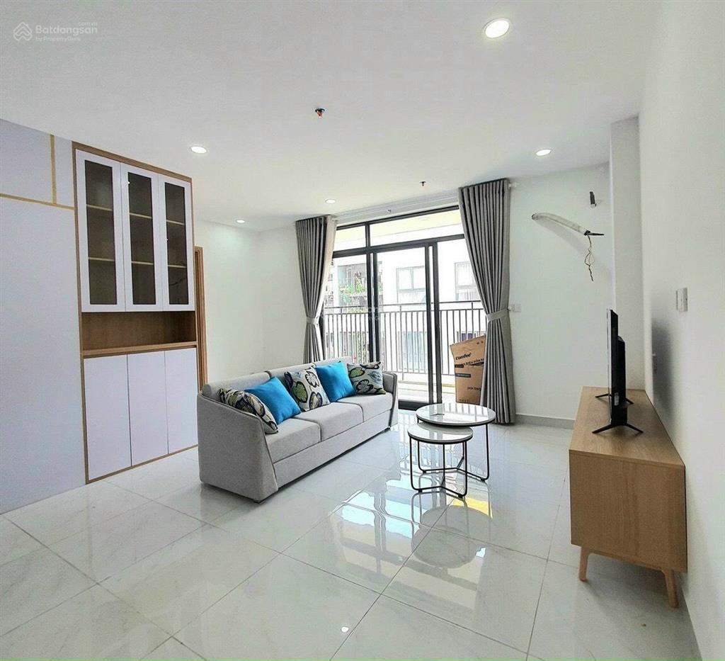 Kẹt tiền bán gấp căn hộ 1pn+1 56m2, có thể ngăn thành 2pn, giá siêu tốt 2,4 tỷ tặng full nội thất