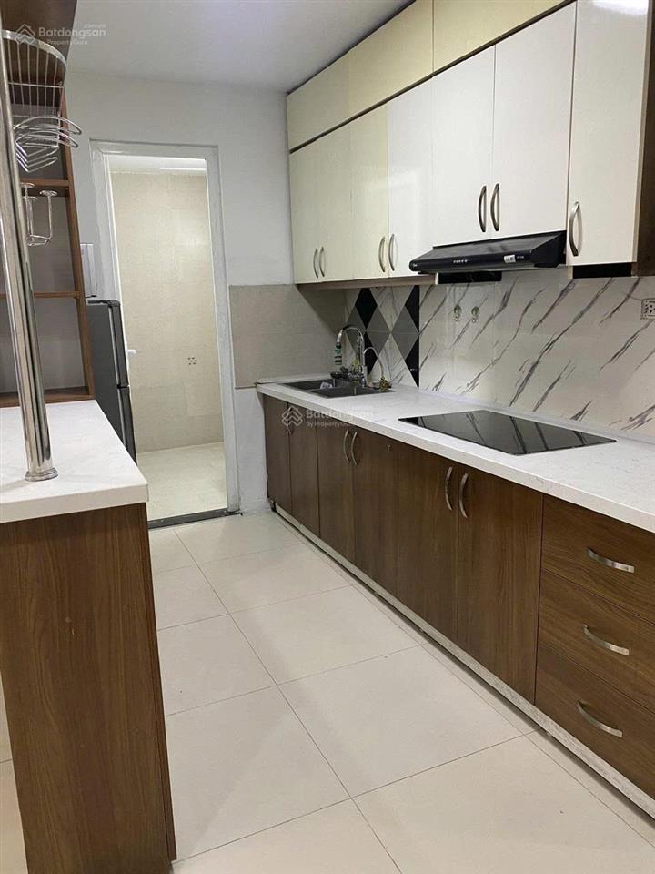 Cho thuê cc flc complex 36 phạm hùng 60m2, 2n1vs, full đồ, có ban công 12tr5/tháng.