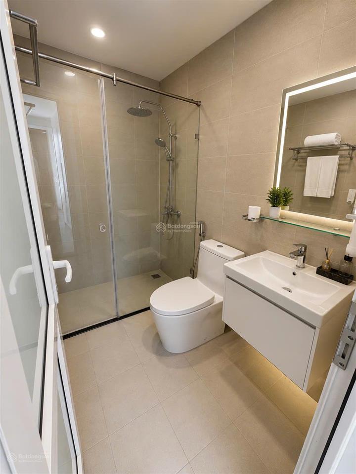 Bán gấp căn hộ 70m2, 2pn 2wc, toà flc complex, mỹ đình  sẵn sổ  giá tốt hơn 5 tỷ
