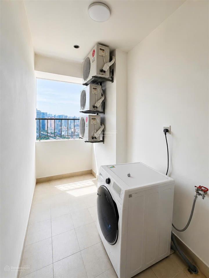 Bán gấp căn hộ 70m2, 2pn 2wc, toà flc complex, mỹ đình  sẵn sổ  giá tốt hơn 5 tỷ