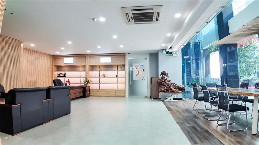 Cho thuê mặt bằng văn phòng trệt 160m² mai thị lựu, quận 1
