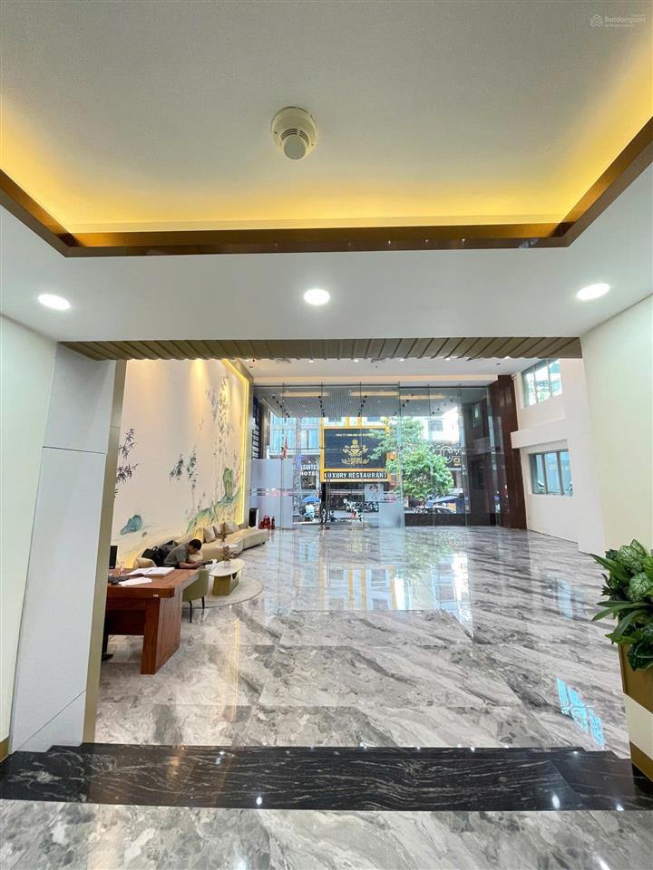 Cho thuê mặt bằng kinh doanh trệt + lửng vị trí đắt địa, khu trung tâm quận 1  bùi thị xuân