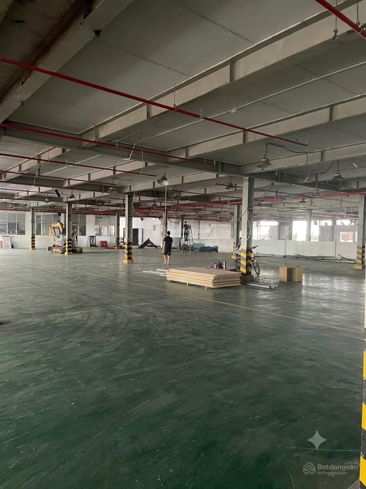 Cho thuê kho xưởng giá rẻ 3000m2 có chia nhỏ trong kcn tại cầu diễn, hồ tùng mậu hn, pccc đạt chuẩn