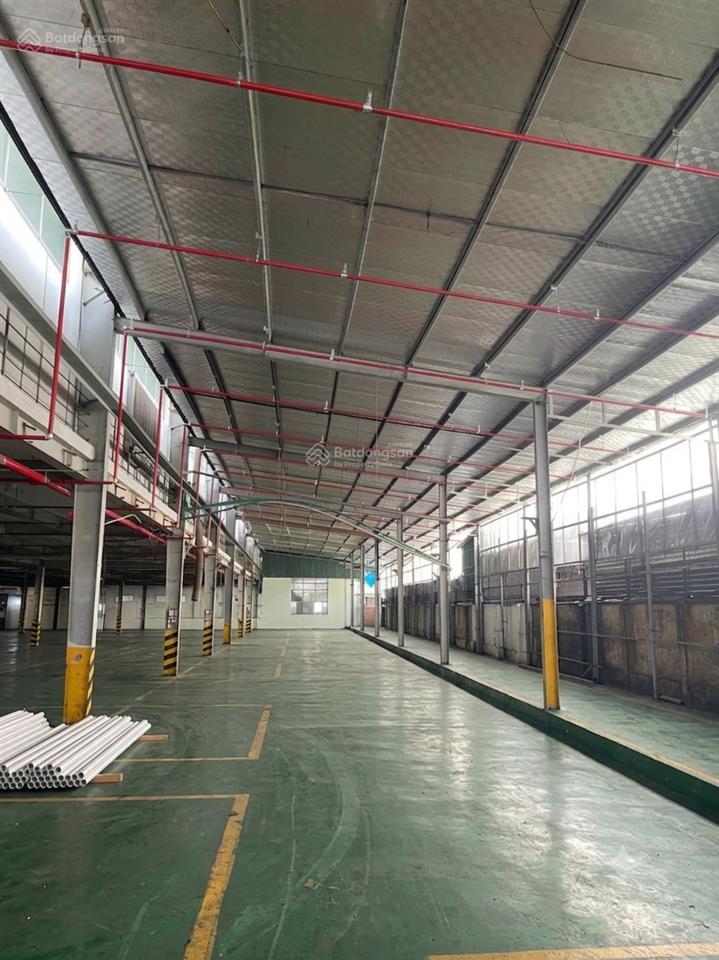 Cho thuê kho xưởng giá rẻ 3000m2 có chia nhỏ trong kcn tại cầu diễn, hồ tùng mậu hn, pccc đạt chuẩn