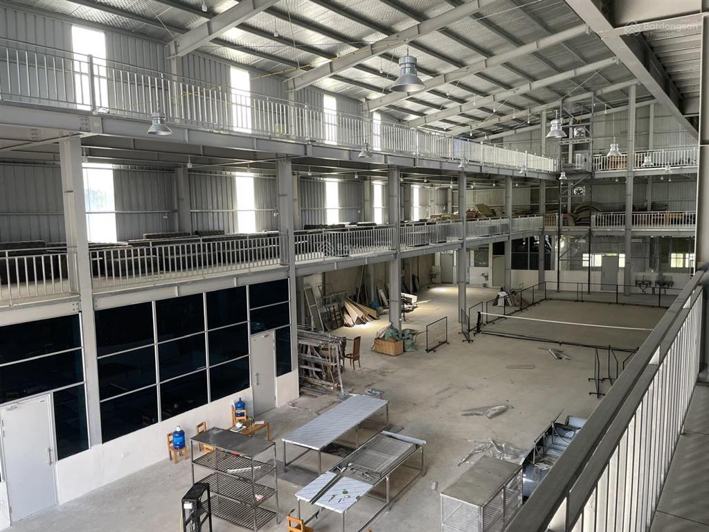 Cho thuê kho xưởng giá rẻ 2500m2 có chia nhỏ tại gần bala yên nghĩa, hà đông, xuất vat, có pccc