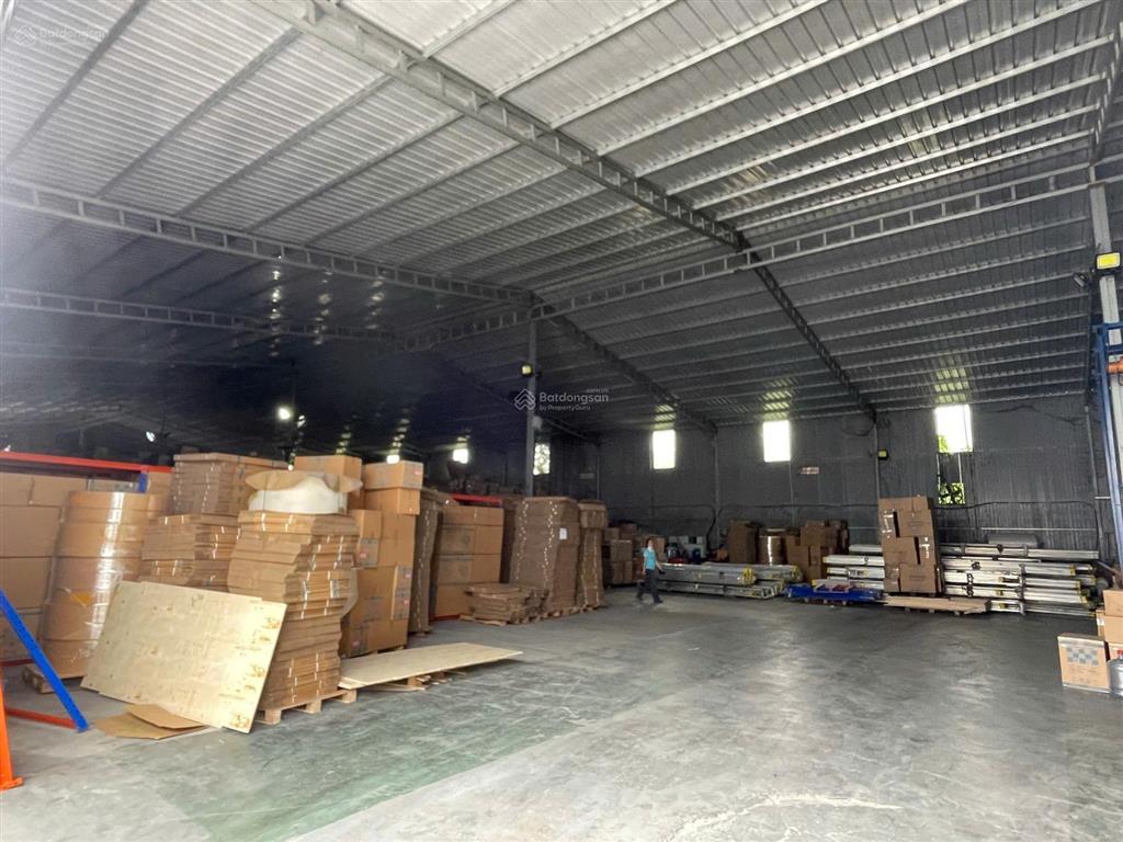 Cho thuê kho xưởng giá rẻ 1500m2 có chia nhỏ tại gần ngọc hồi thanh trì, hà nội, xuất vat đầy đủ