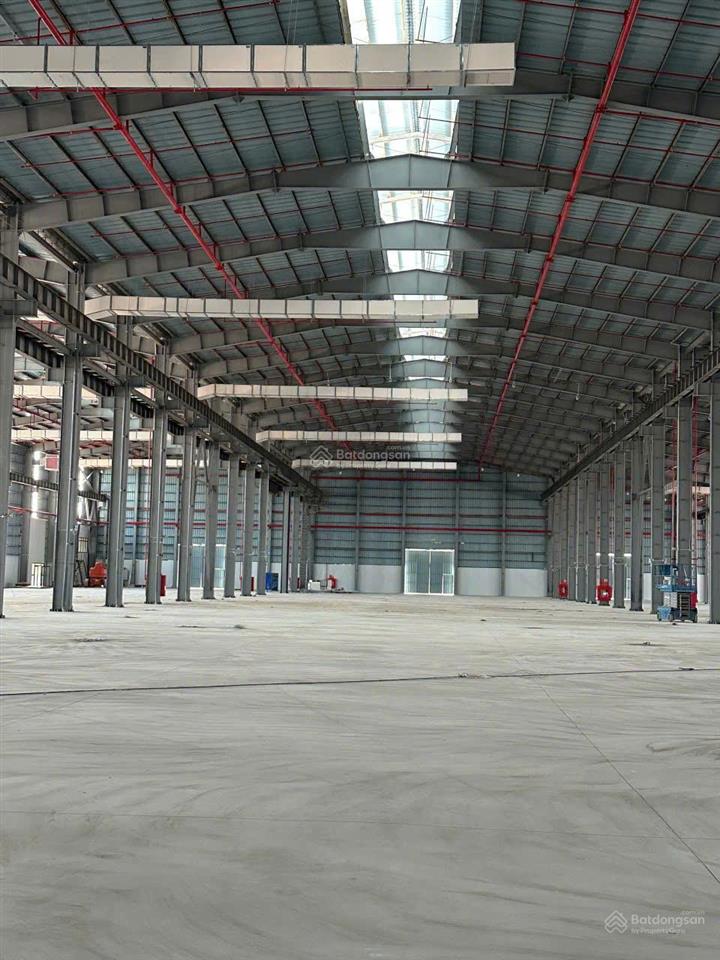 Cho thuê kho xưởng 5000m² có chia nhỏ theo nhu cầu tại ql1a thường tín, hn. xuất vat, pccc, giá rẻ