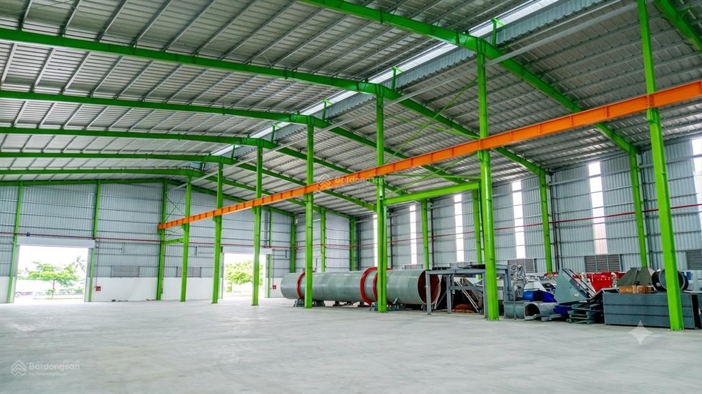 Cho thuê kho xưởng 3500m2 có chia nhỏ tại gần thị trấn đông anh, hà nội. pccc tiêu chuẩn, giá rẻ