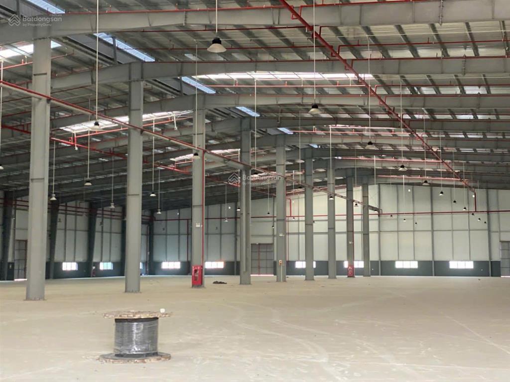 Cho thuê kho xưởng giá rẻ 2800m2 có chia nhỏ tại bình minh thanh oai, hn. xuất vat, pccc nghiệm thu