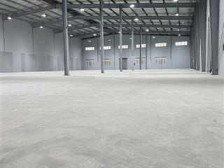 Cho thuê kho xưởng giá rẻ 2000m2 có chia nhỏ tại gần ngọc hồi thanh trì, hn, xuất vat, pccc đầy đủ