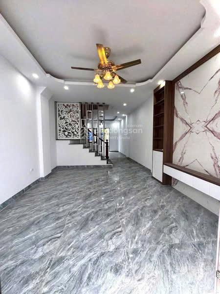 Bán nhà xây mới hoàn thiện full nt gần đh thể dục thể thao đủ tiện ích chợ  trường  ytế  xe bus