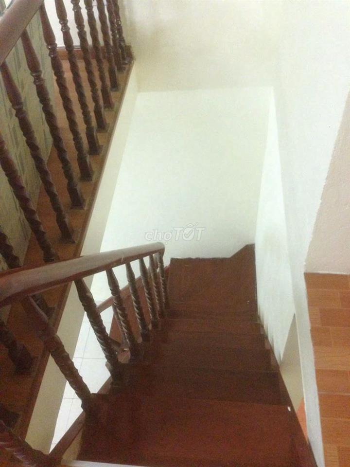 Bán nhà riêng ngõ 112 Định Công Thượng, Hà Nội. Giá 1,8 tỷ