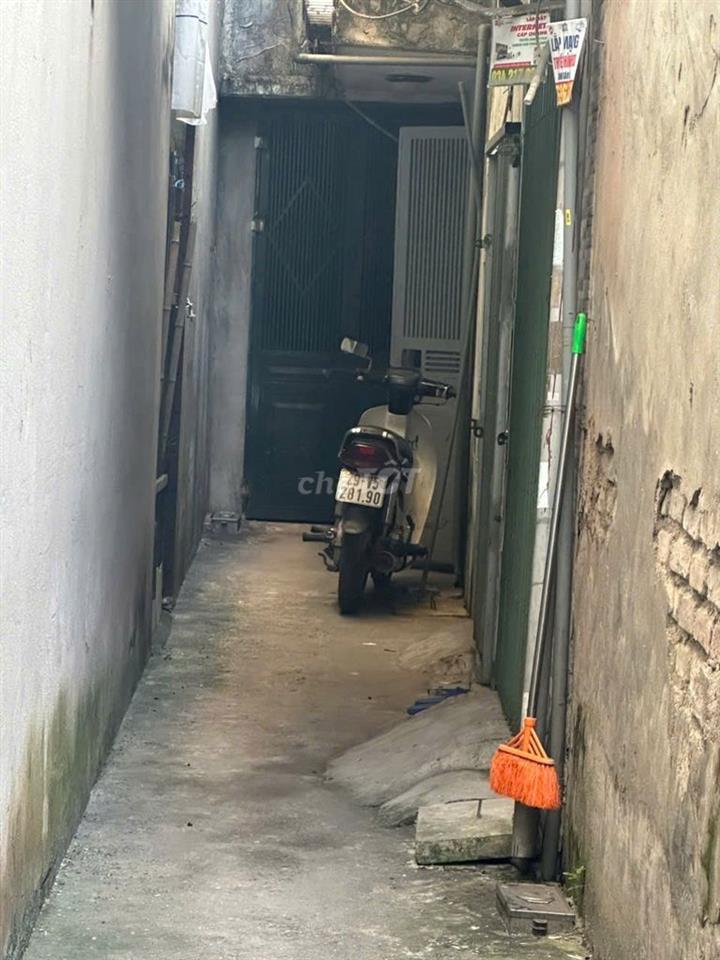 Bán nhà riêng ngõ 112 Định Công Thượng, Hà Nội. Giá 1,8 tỷ