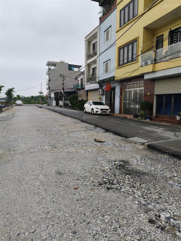 Bán đất kim chung đông anh ô tô vào nhà 60m mt 4m 5,7 tỷ cách 1 nhà ra khu đấu giá